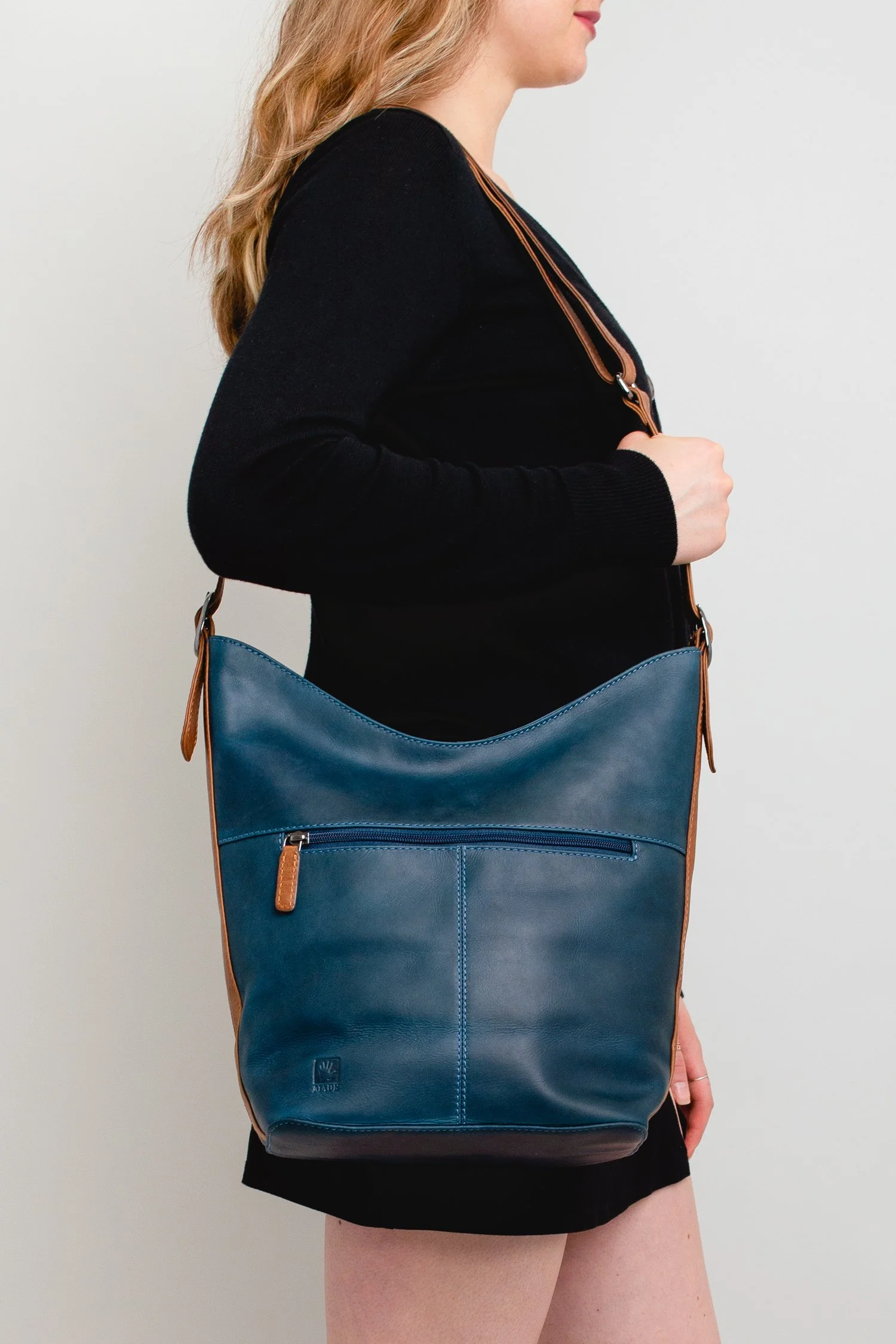 Adrian Klis 1787 Shoulder Bag, Leather - Image 2