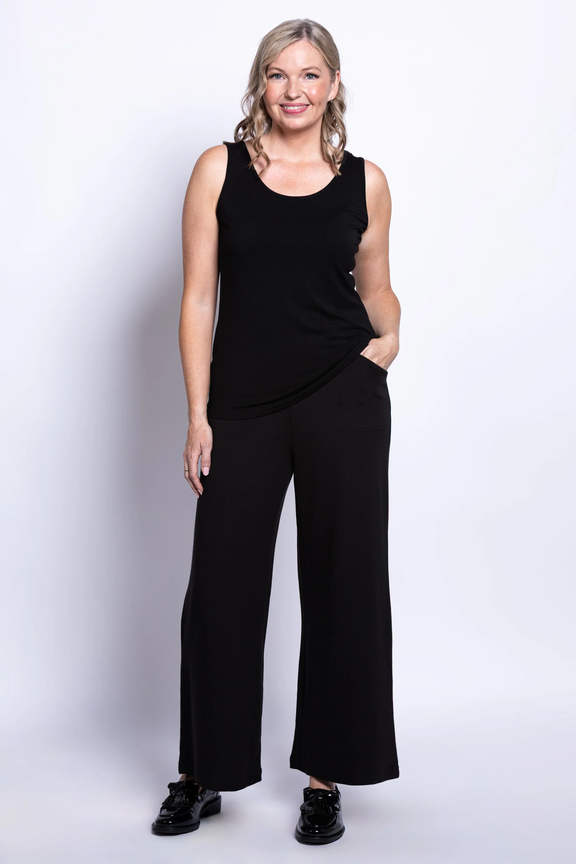 Avalon Tank, Black, Bamboo. - Image 5