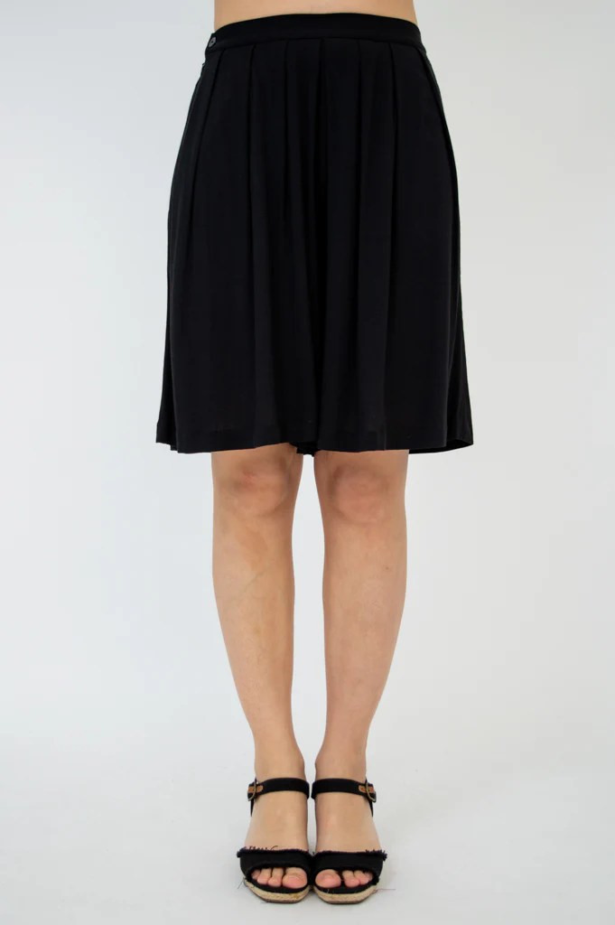 Betty Shorts, Black, Linen Bamboo - Final Sale - Image 4