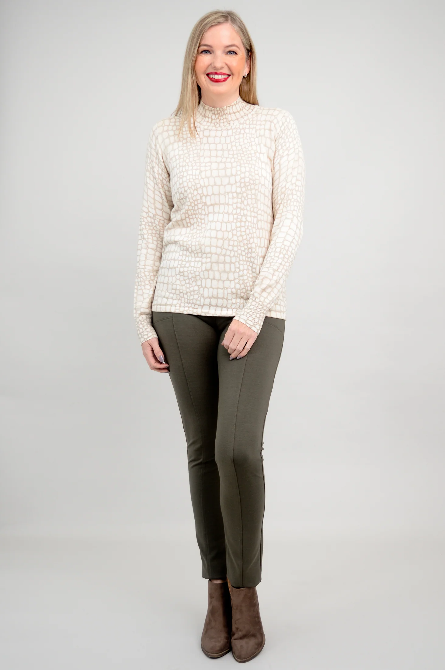 Cameron Sweater, Croco Tana, Bamboo Cotton - Final Sale - Image 4