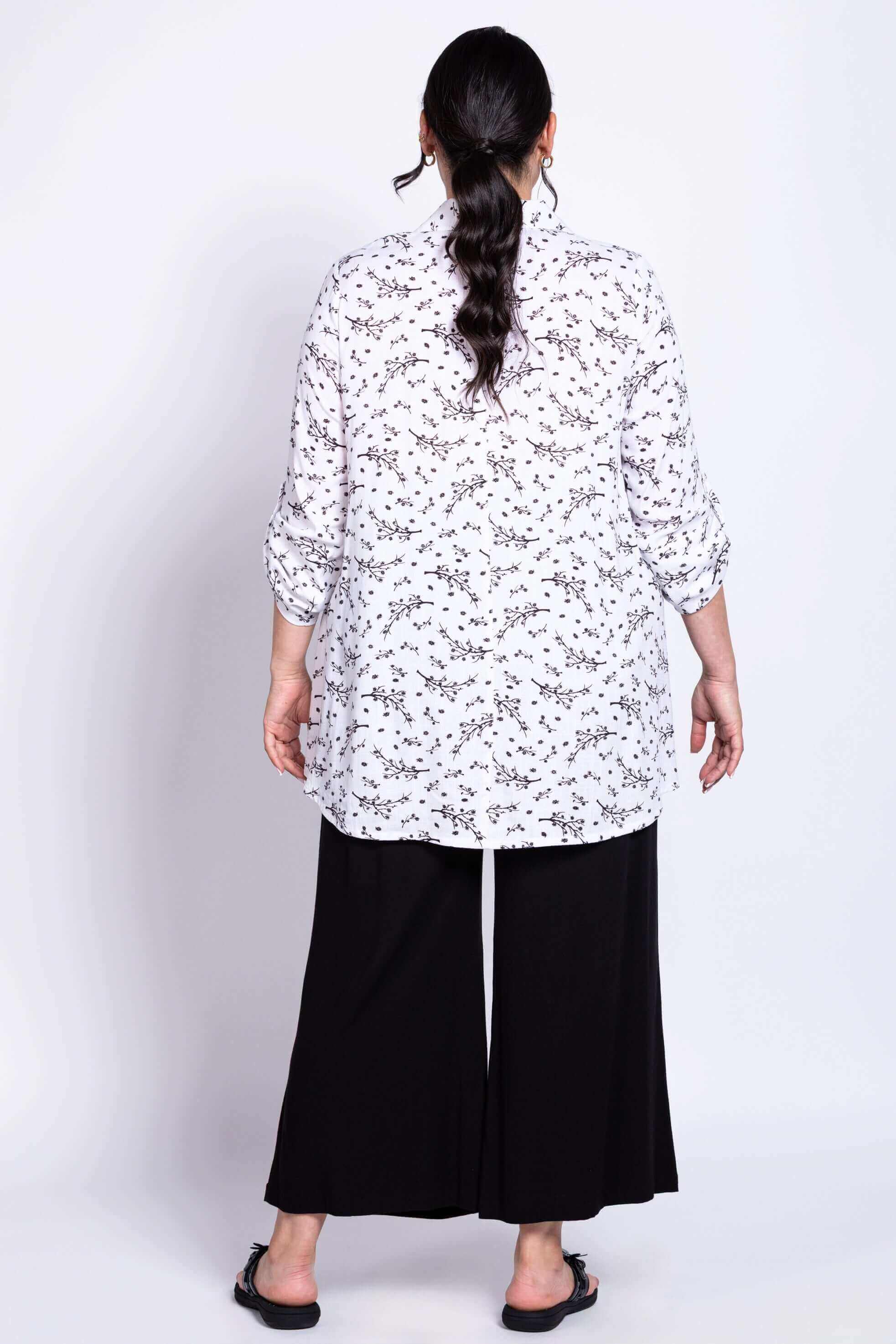 Celine Blouse, BW Twiggy, Linen Bamboo - Image 7