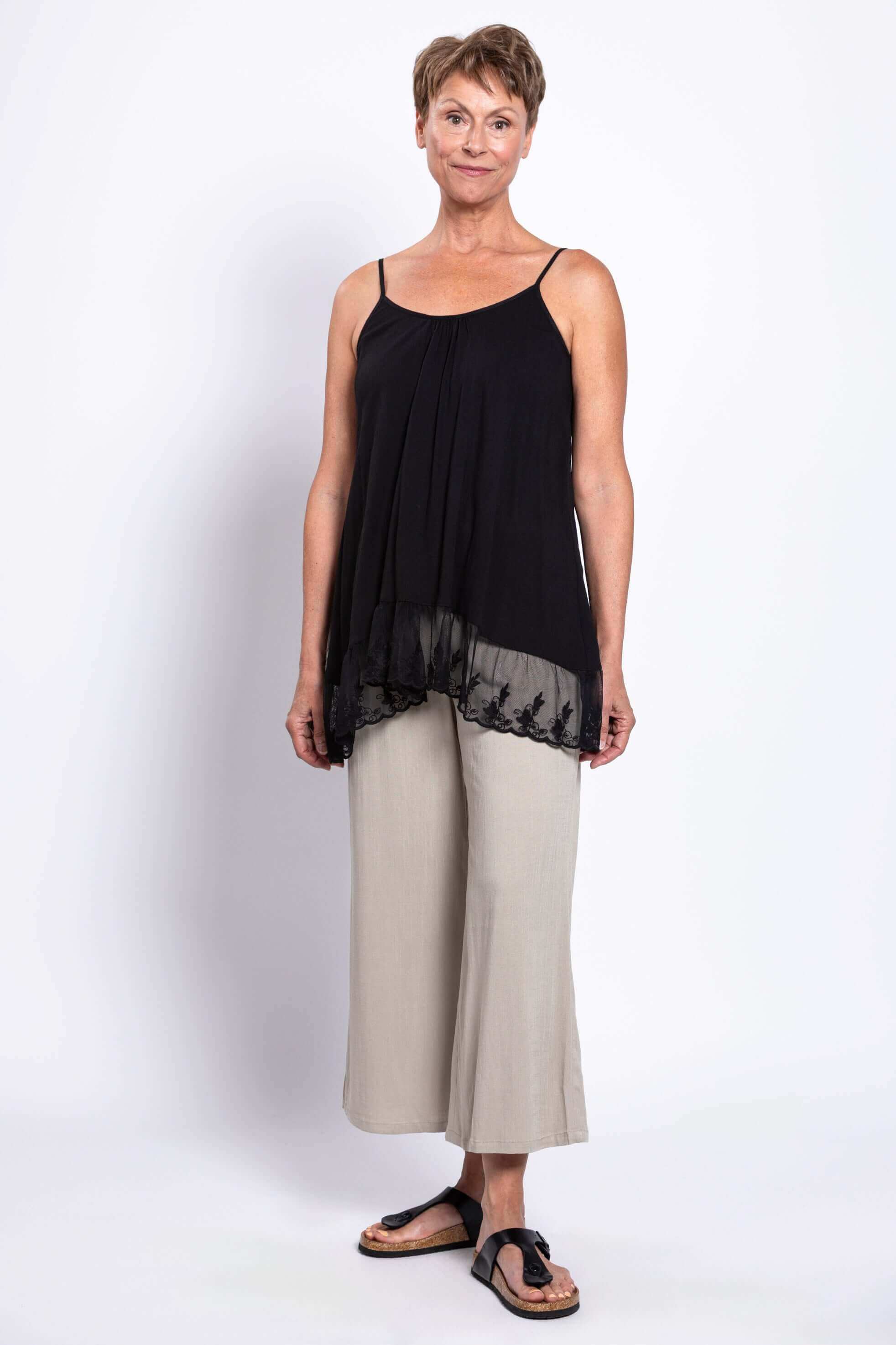 Chantilly Lace, Black, Linen Bamboo - Image 3