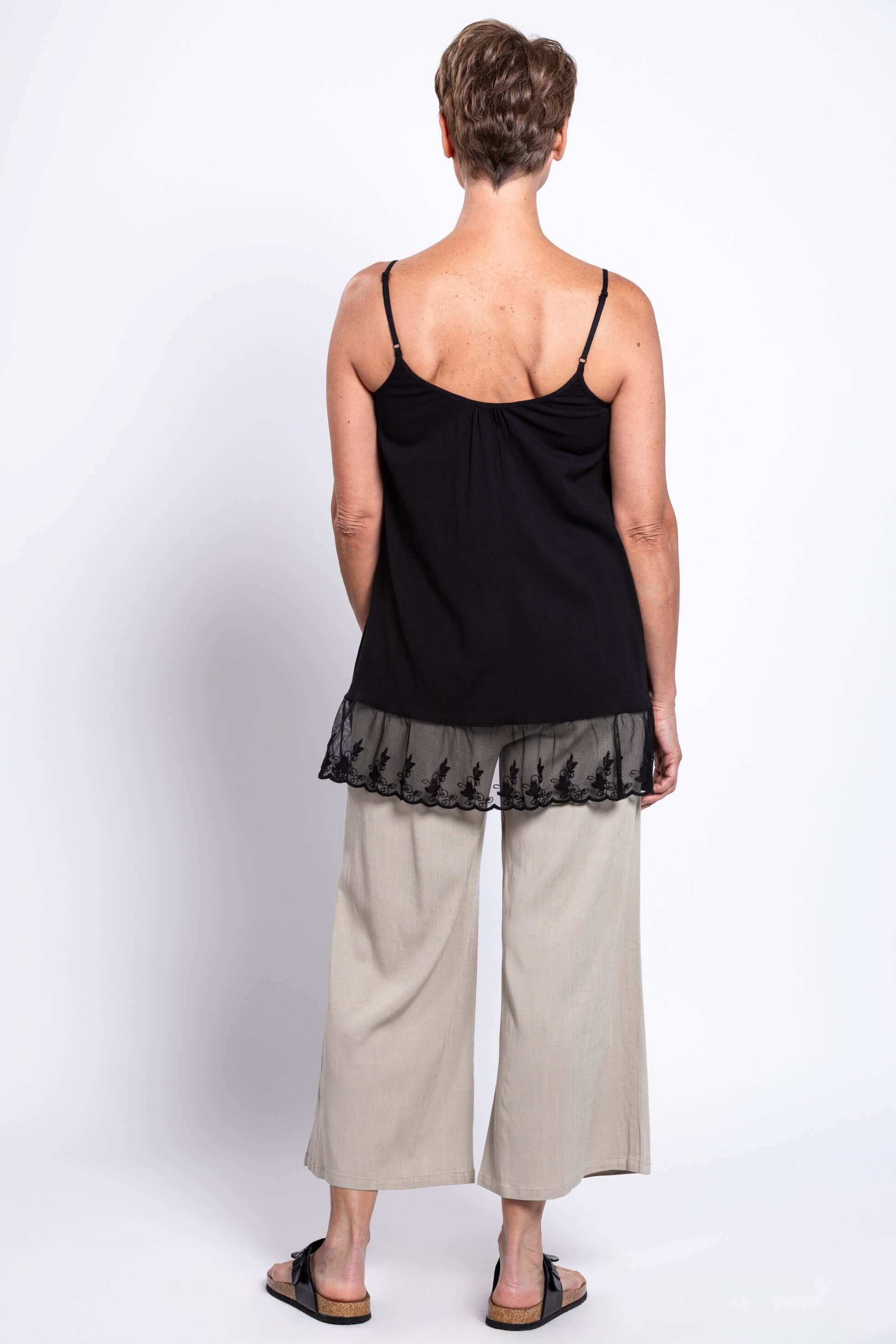 Chantilly Lace, Black, Linen Bamboo - Image 4