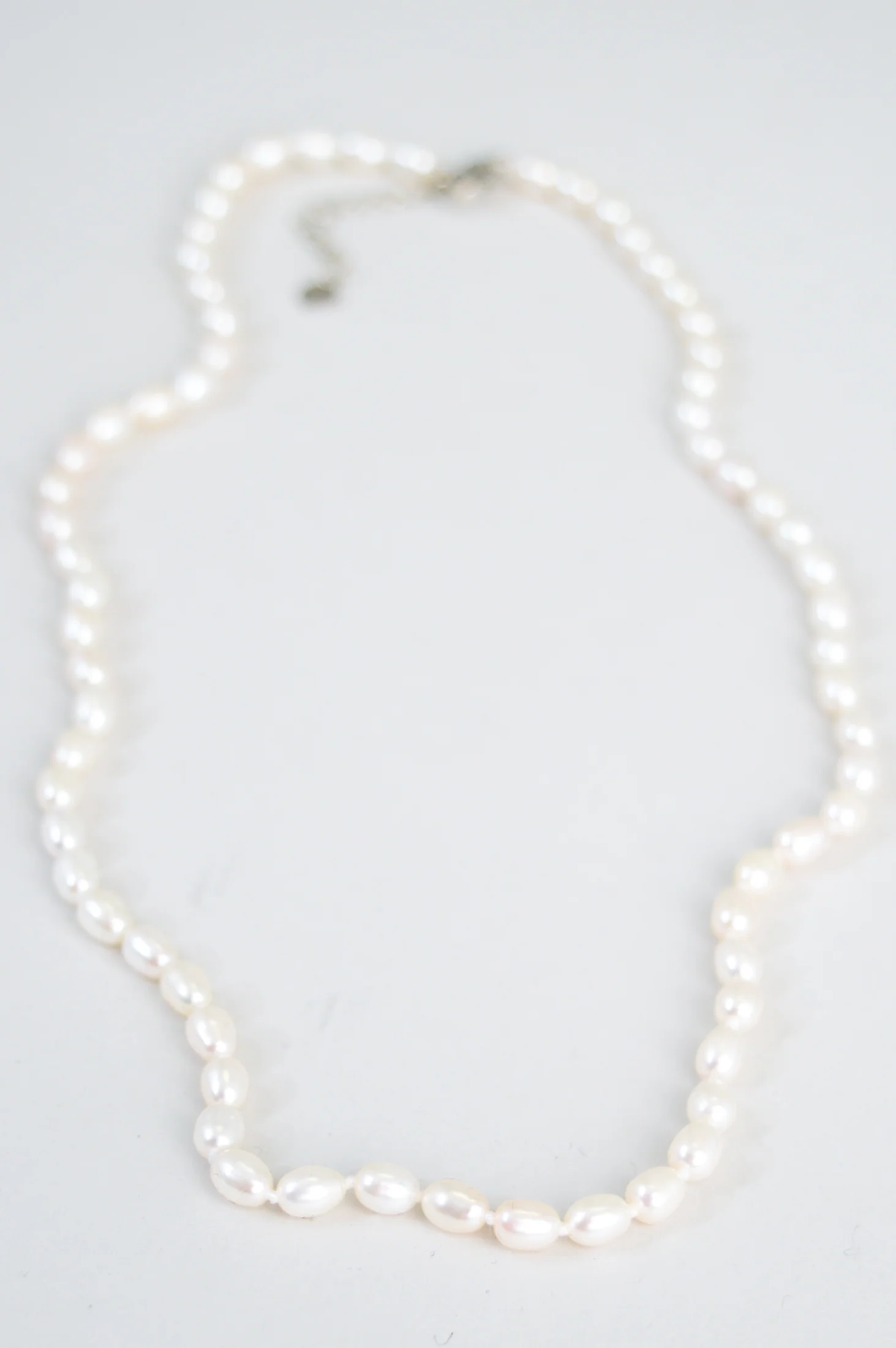 White Pearl Necklace with Blue Gift Box - Image 5