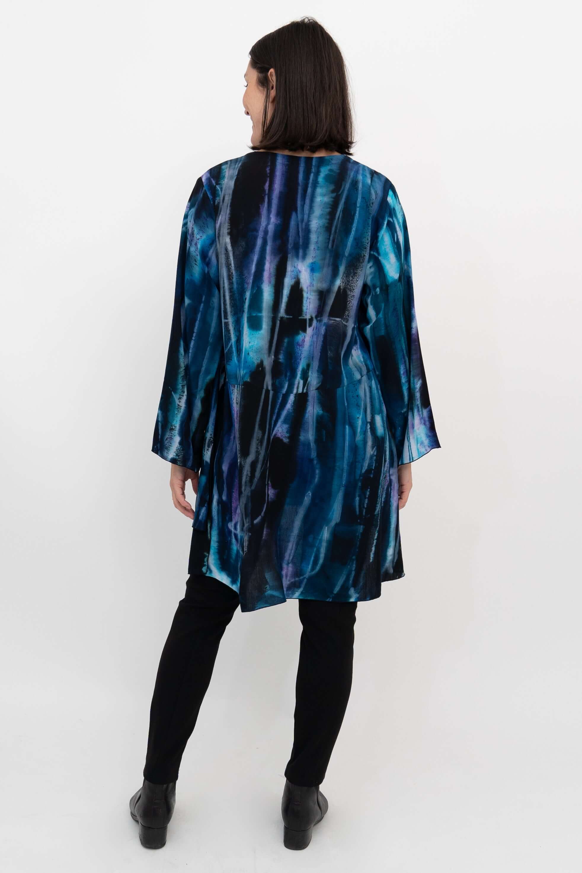 Darla Blouse, Blue Lipatan - Image 3