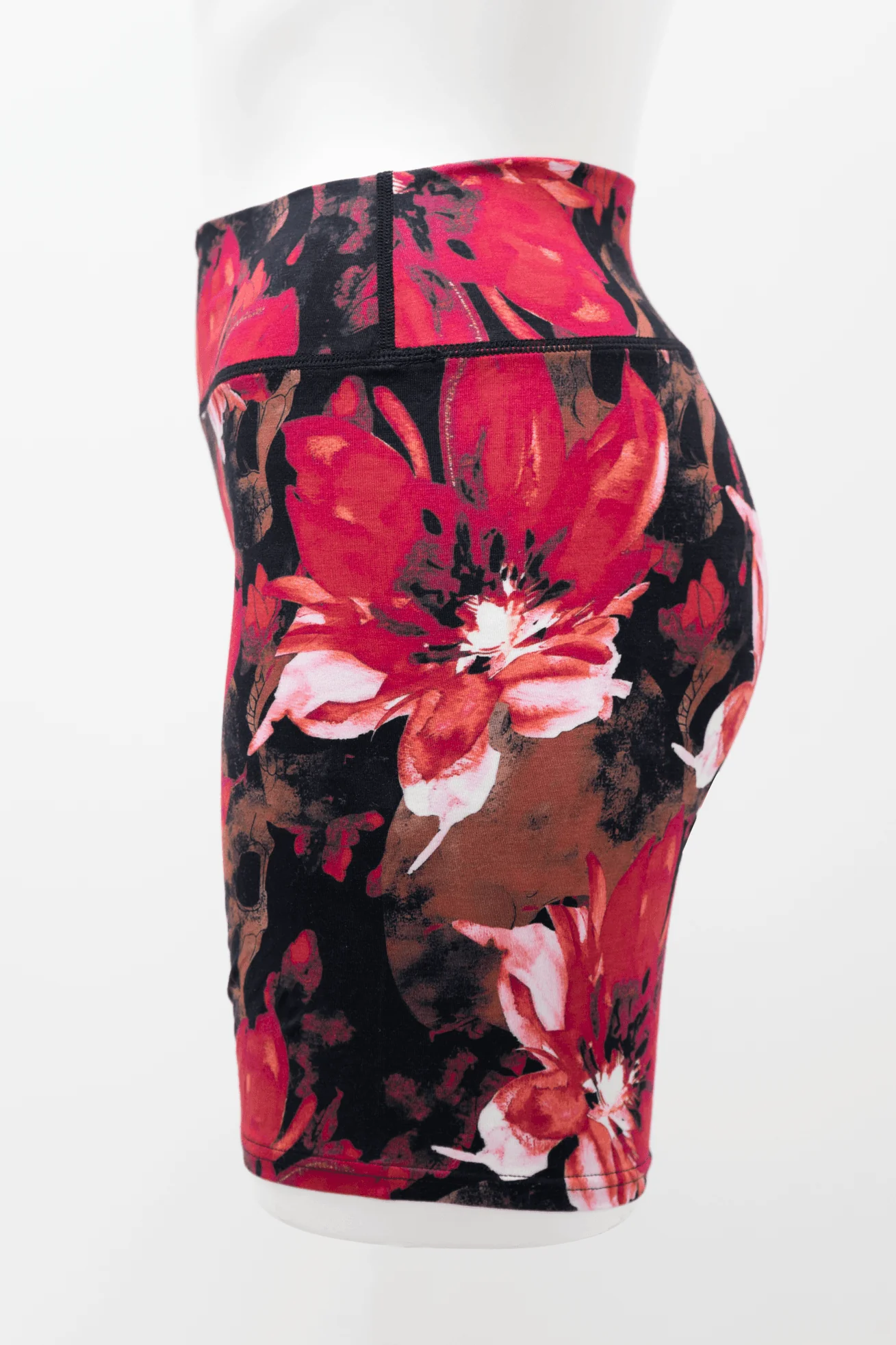 Hallie Shorts, Lipstick Poinsetta, Bamboo - Image 2