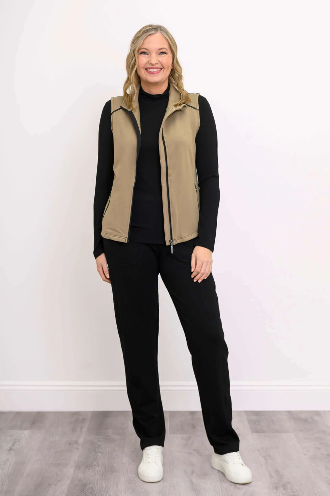Hartford Vest, Yarn Dye Khaki, Bamboo Fleece - Image 2