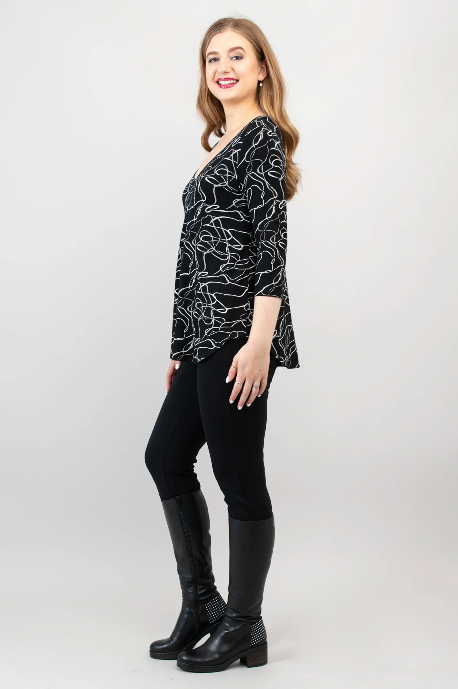 Jackie 3/4 Top, Art Expo, Bamboo - Final Sale - Image 5