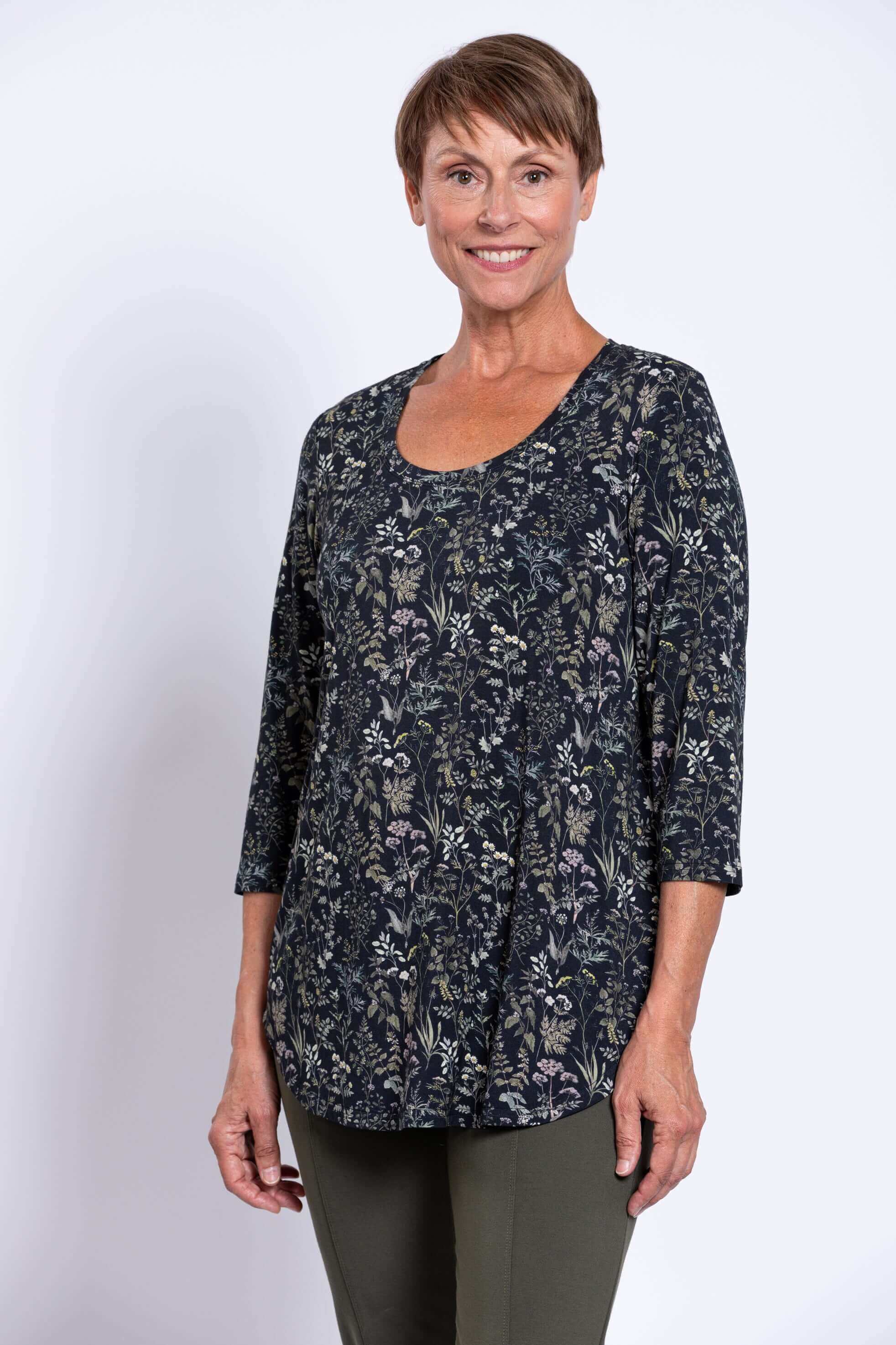 Jazz 3/4 Top, Khaki Herbal, Bamboo - Image 4