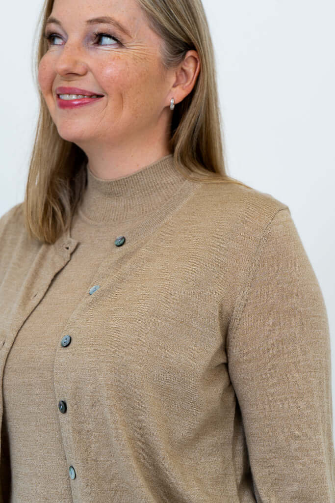 Kitten Cardigan, Barley, Merino Wool - Image 8