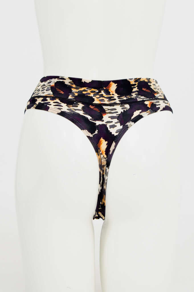 La Thong, Leonine, Bamboo - Image 3