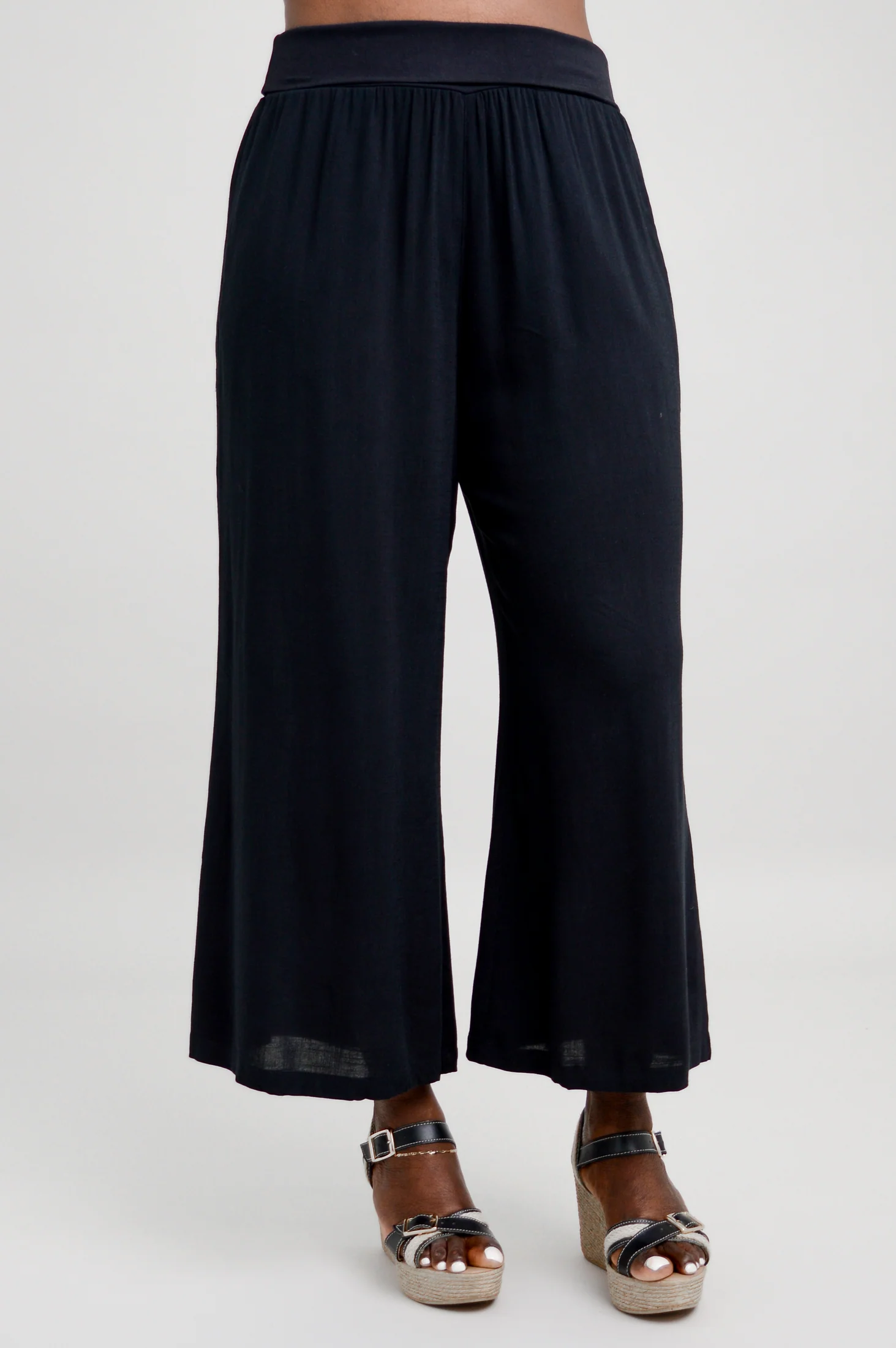 Landon Capri, Black, Linen Bamboo - Image 6