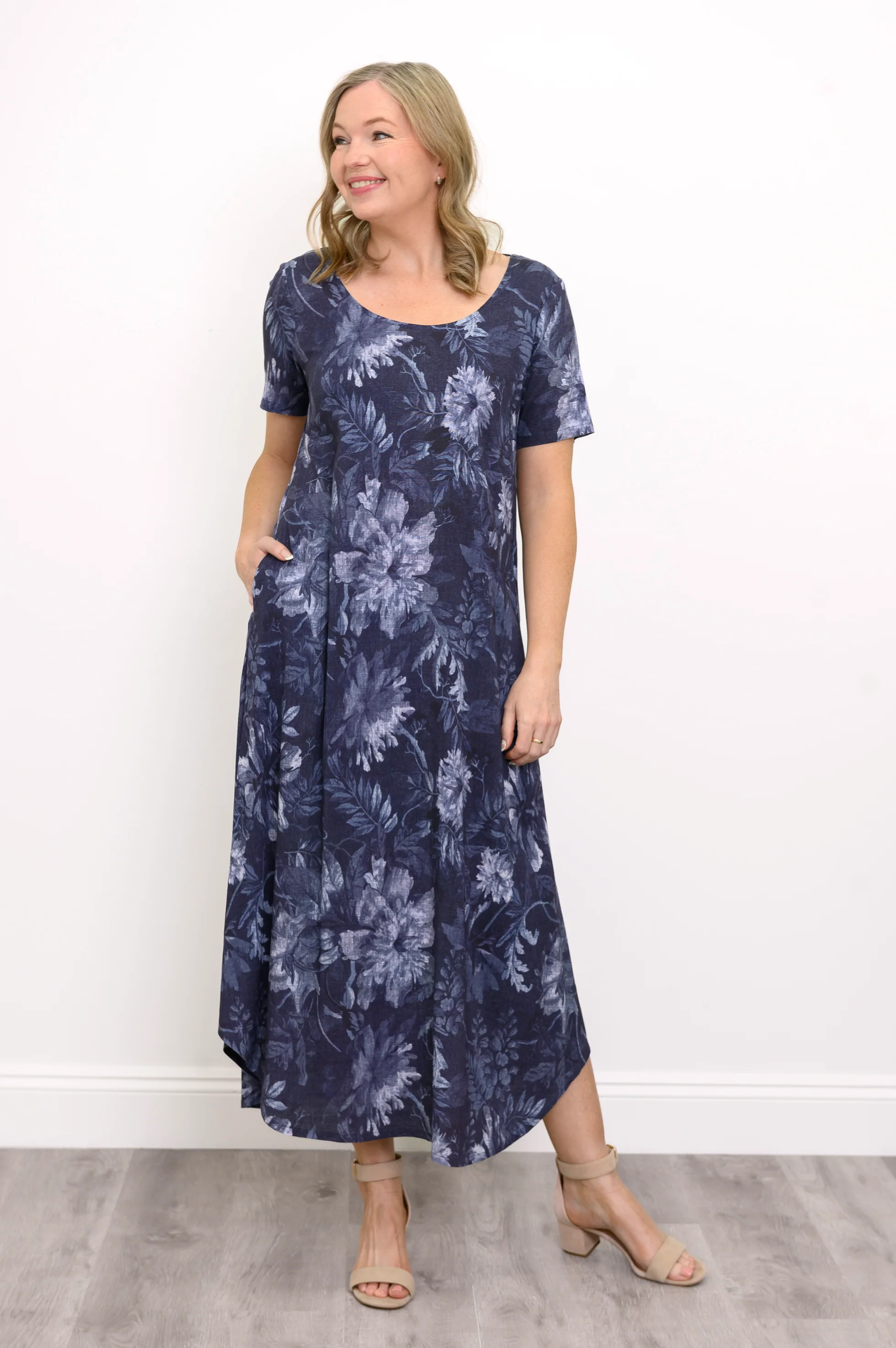 Martha Dress, Indigo Mood, Linen Bamboo - Image 4