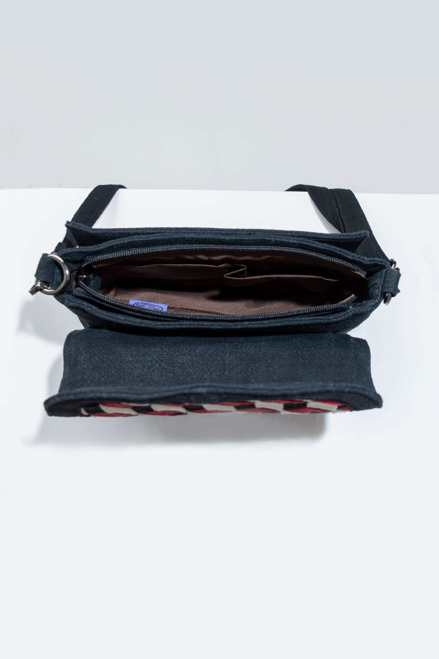Miao Cross Body Bag, Black - Image 5