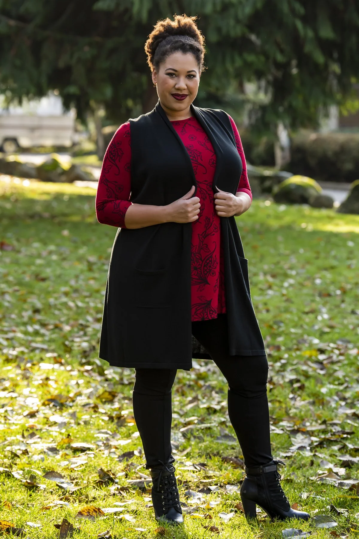 Miranda Vest, Black, Bamboo Cotton - Image 2