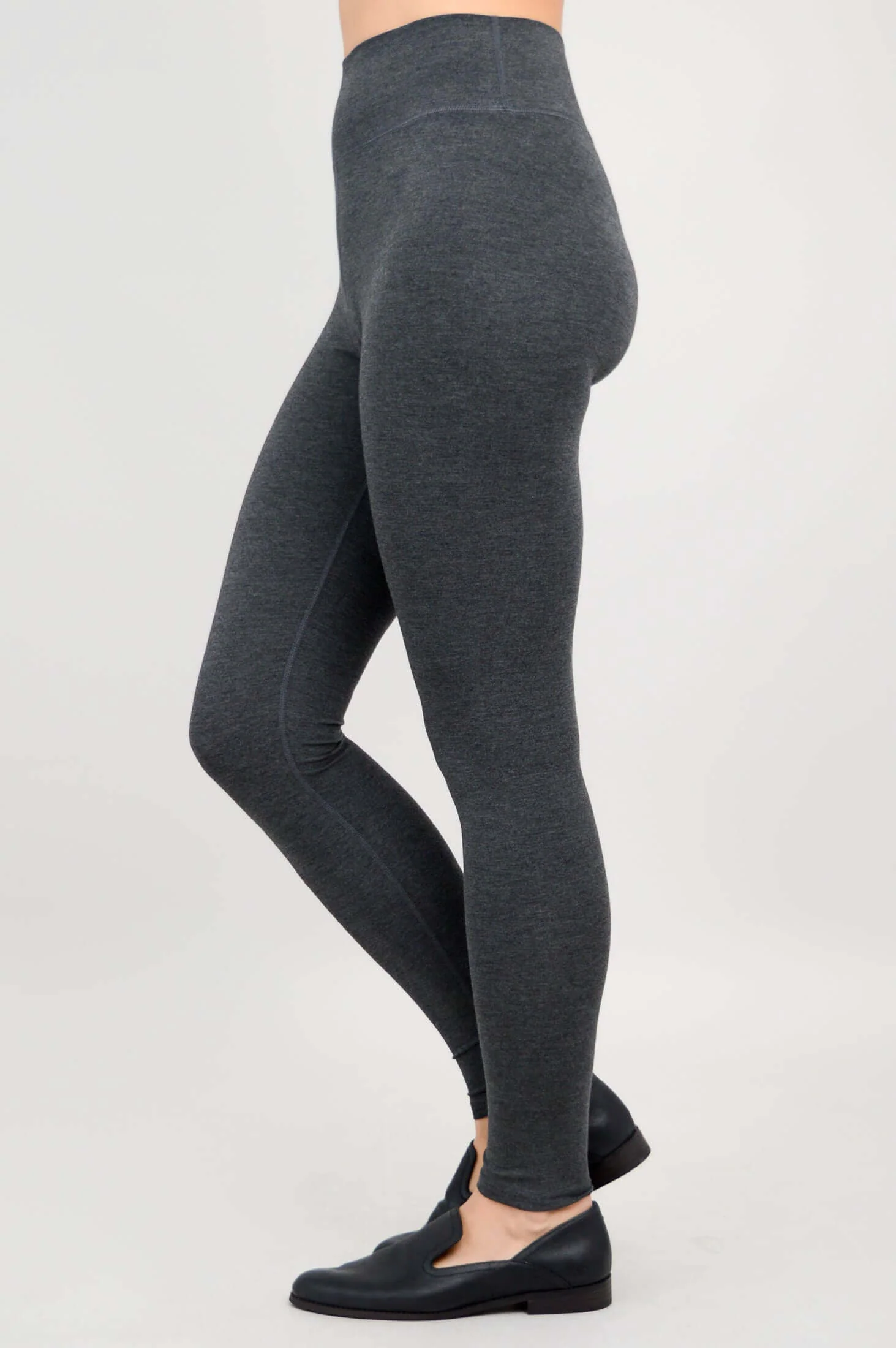 Riley Legging, Graphite, Bamboo - Final sale - Image 7