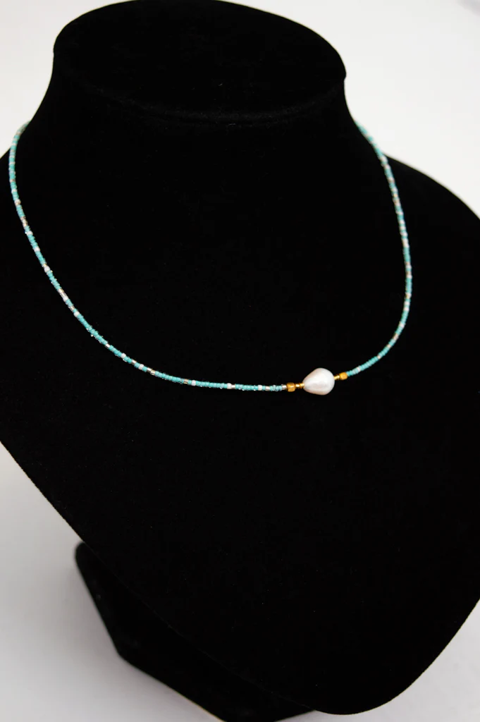 Short Necklaces - One Pearl - Image 10