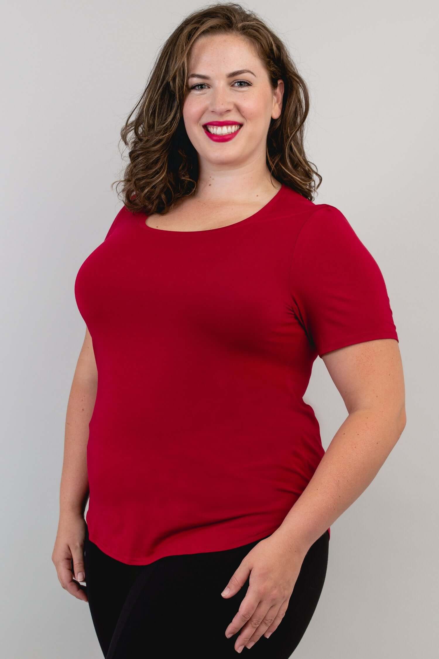 Tessa Tee, Lipstick, Bamboo - Image 3