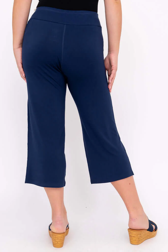 Yoga Capri, Indigo, Bamboo - Image 4